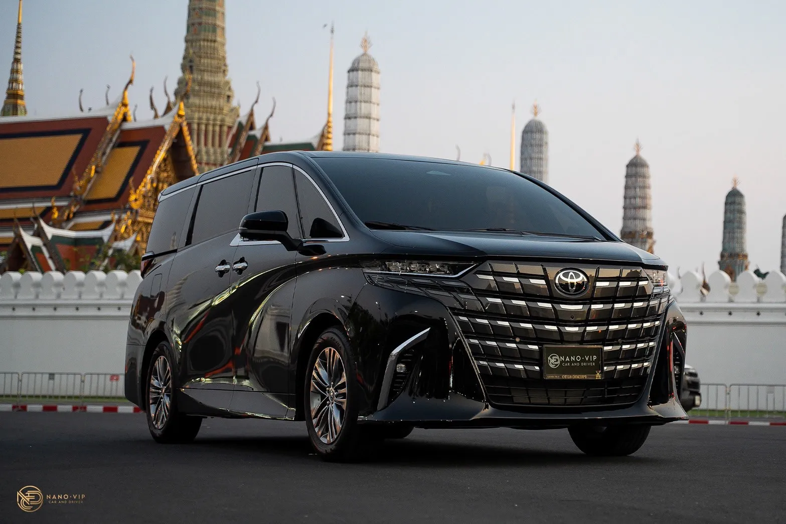 Toyota ALPHARD Z 40 Series