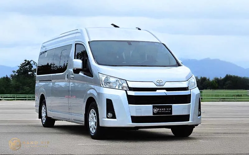Toyota Commuter VVIP 9-Seater